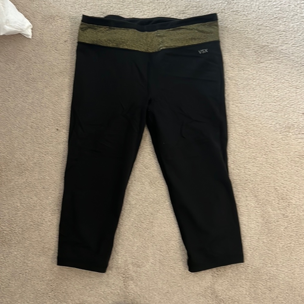 Victoria’s Secret leggings